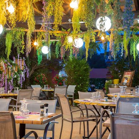 Les Pins Blancs En Provence Hotel Le Muy Exterior photo