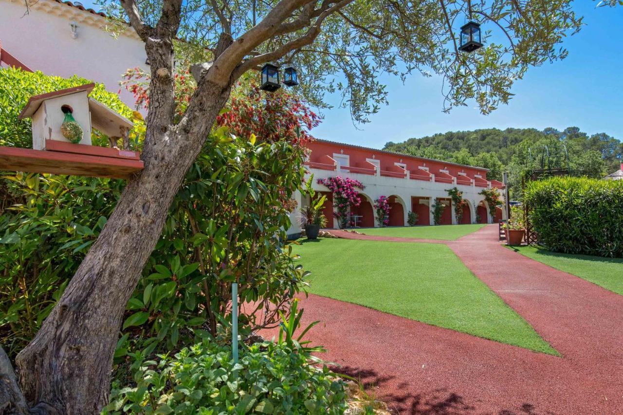 Les Pins Blancs En Provence Hotel Le Muy Exterior photo